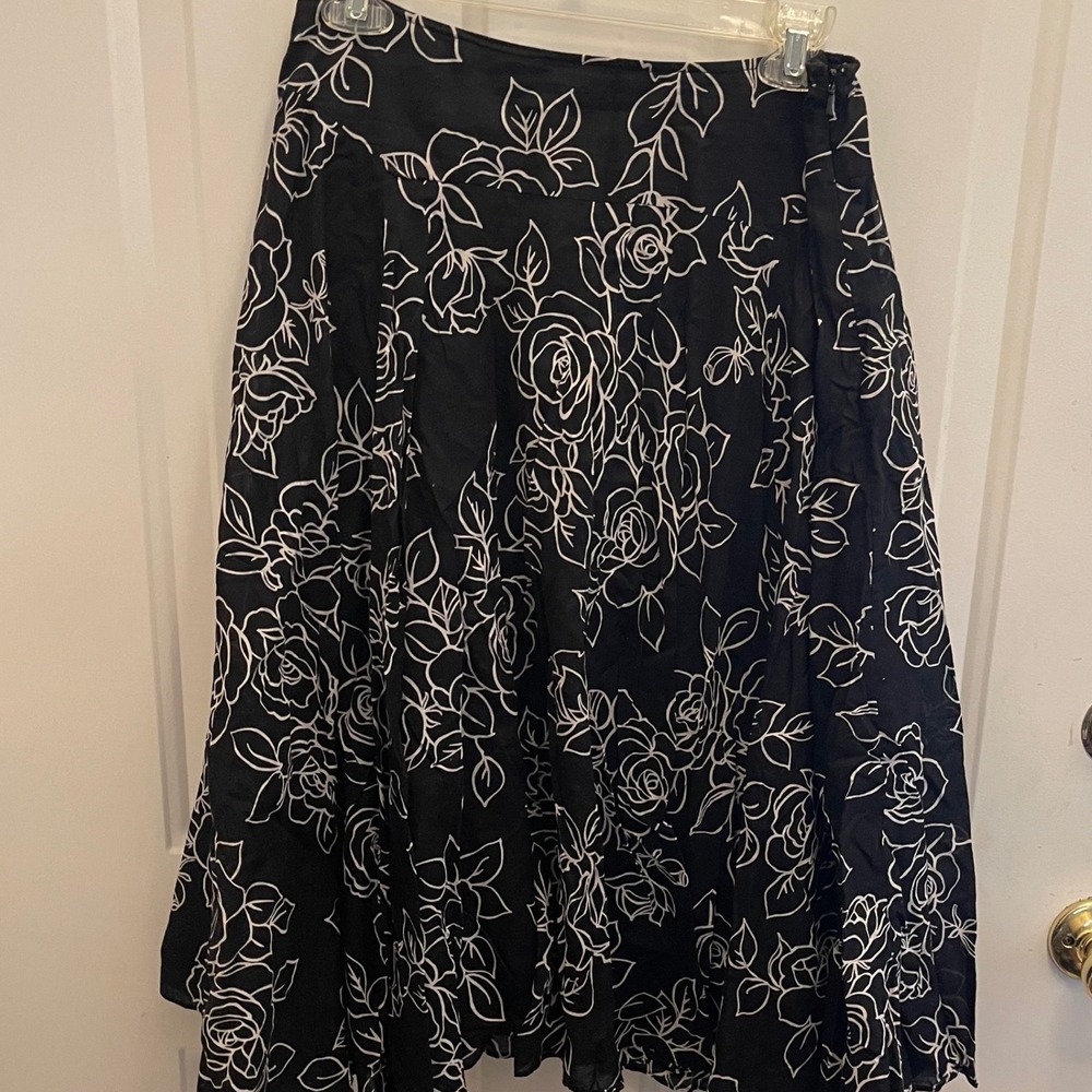 Jones New York Signature Black White Floral Rose Cotton Midi A-Line Skirt 4